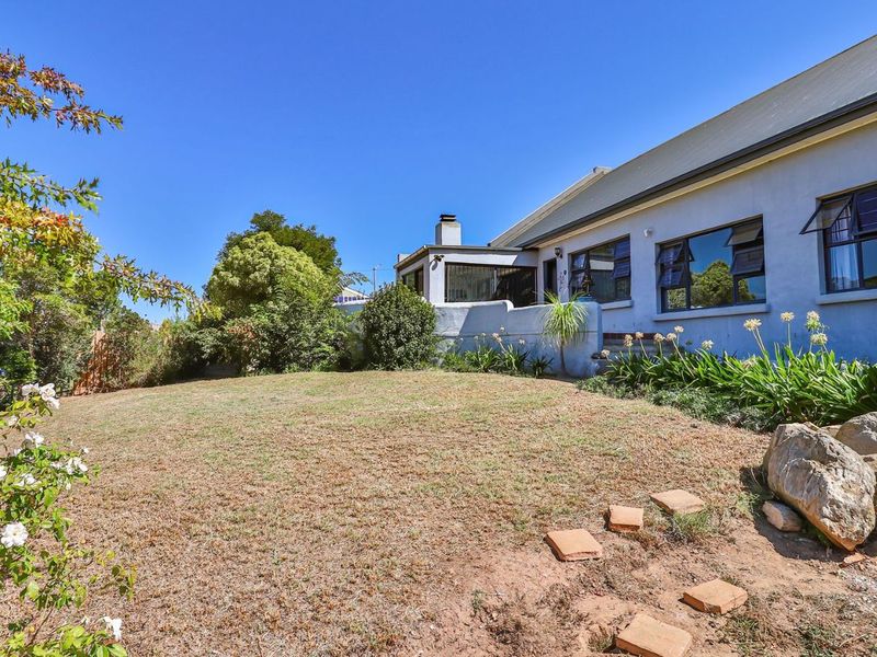 House For Sale in Villiersdorp Central - Photo 2