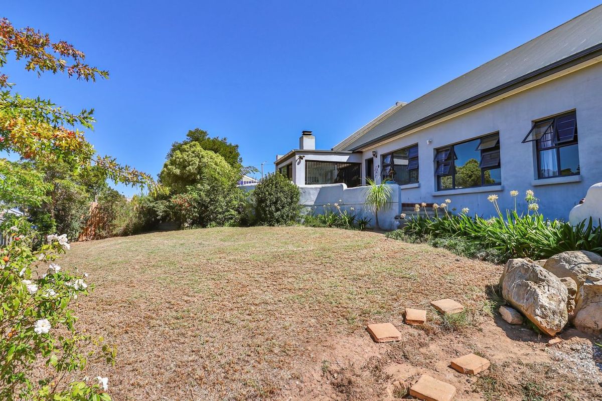 House For Sale in Villiersdorp Central - Photo 2