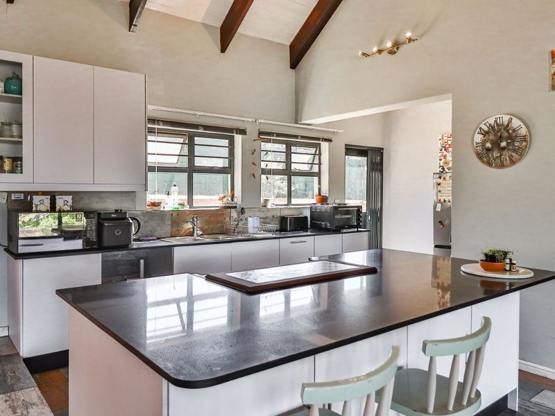 House For Sale in Villiersdorp Central - Photo 9