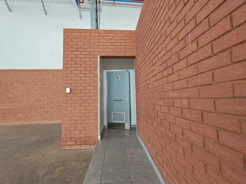 Industrial To Rent in Witfontein - Photo 6