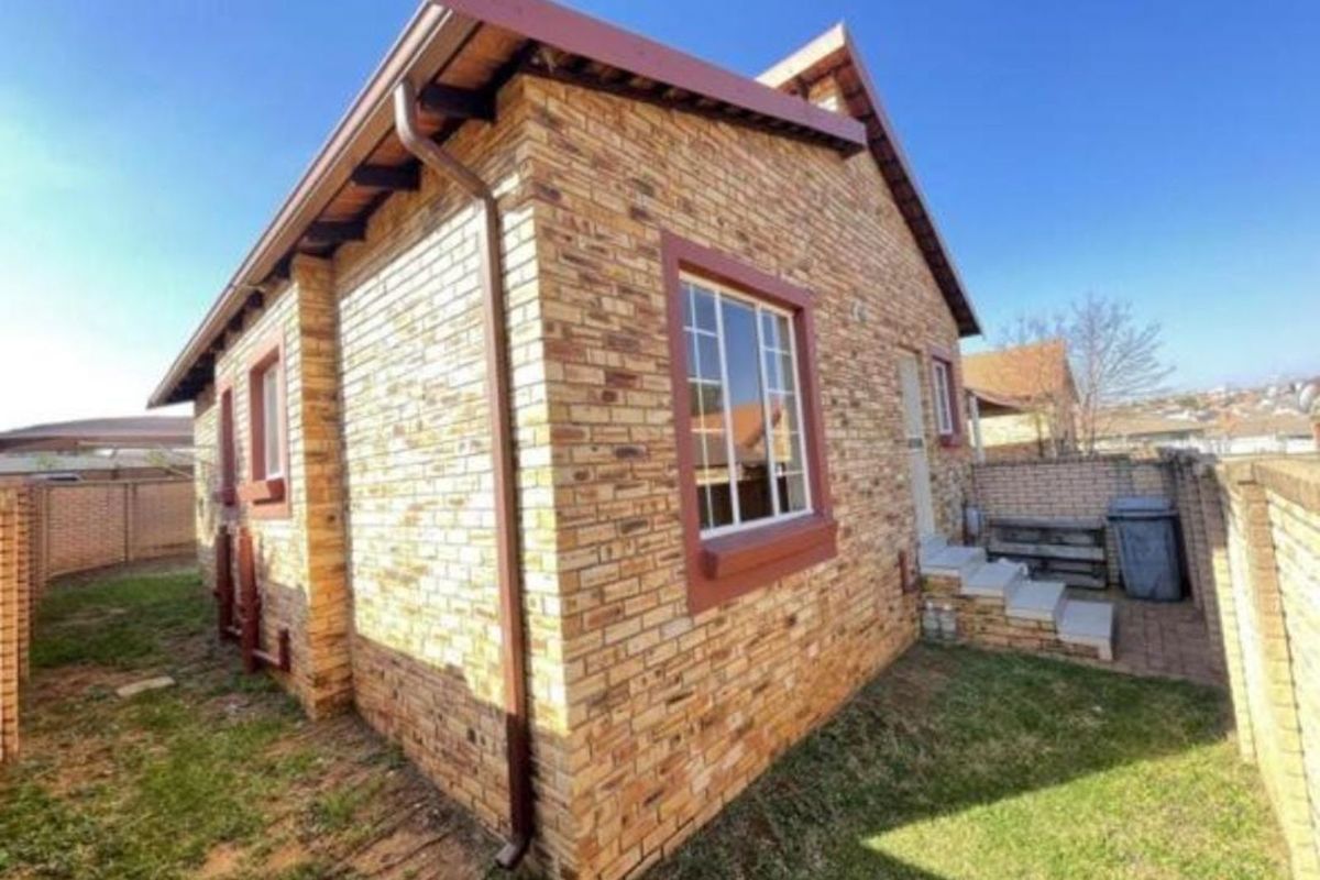 Townhouse To Rent in Kosmosdal - Photo 4