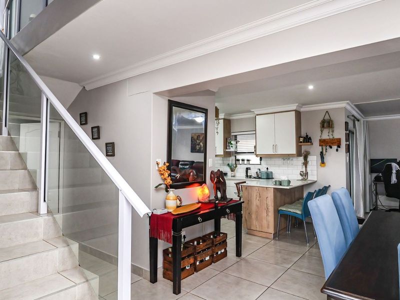 Townhouse For Sale in Dana Bay - Photo 3