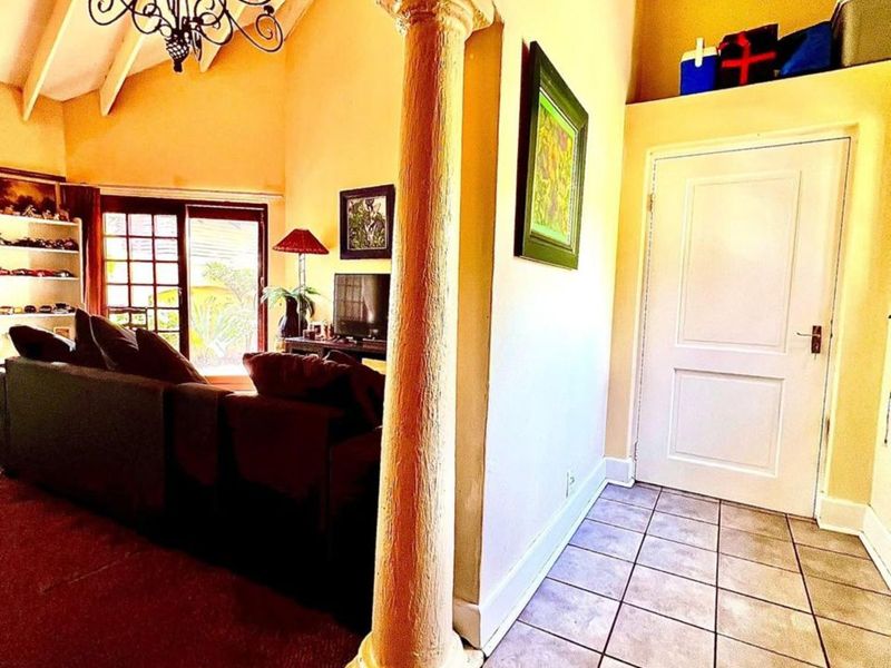 Townhouse For Sale in Ermelo Central - Photo 7