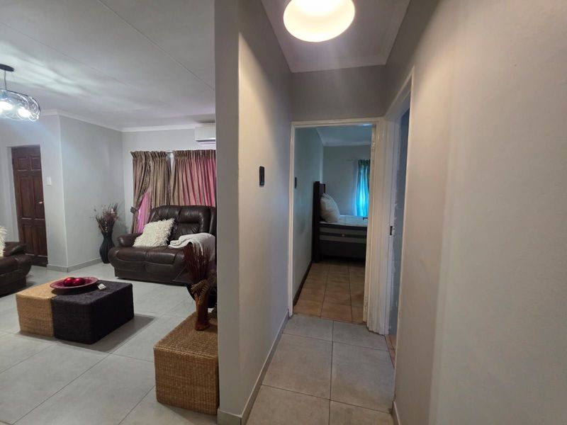 Townhouse For Sale in New Park - Photo 4