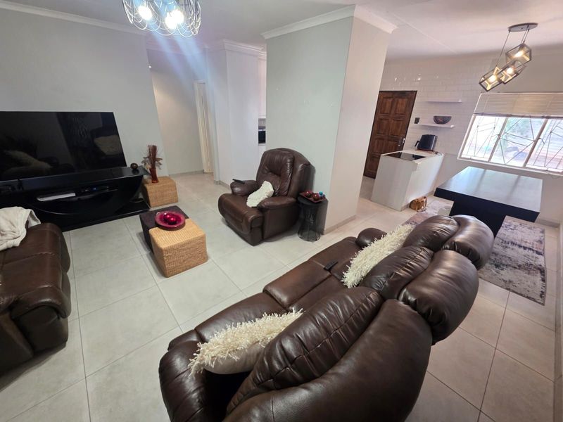 Townhouse For Sale in New Park - Photo 5