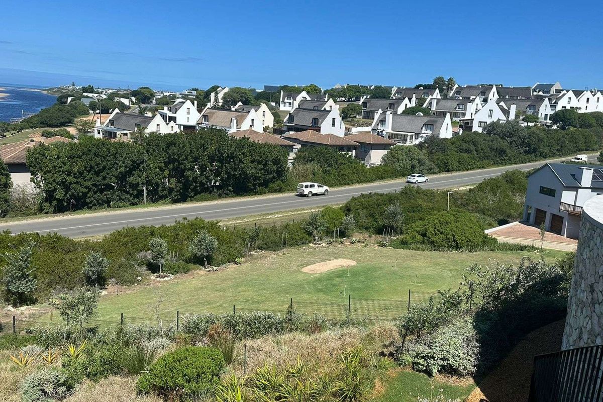 House For Sale in Stilbaai Wes - Photo 2