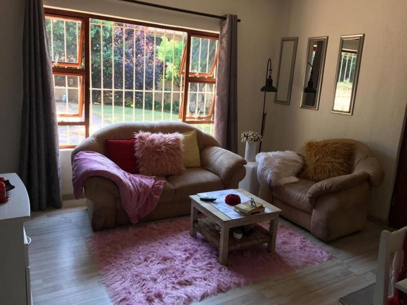 House To Rent in Paulshof - Photo 6