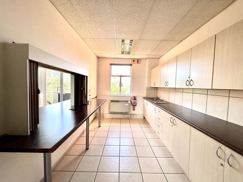 Office To Rent in Menlyn - Photo 7