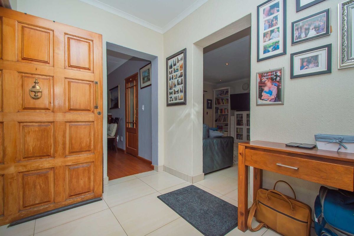 House For Sale in Randpark Ridge - Photo 5