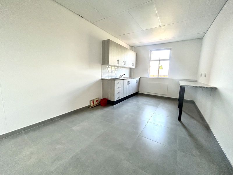 Office To Rent in Menlyn - Photo 7