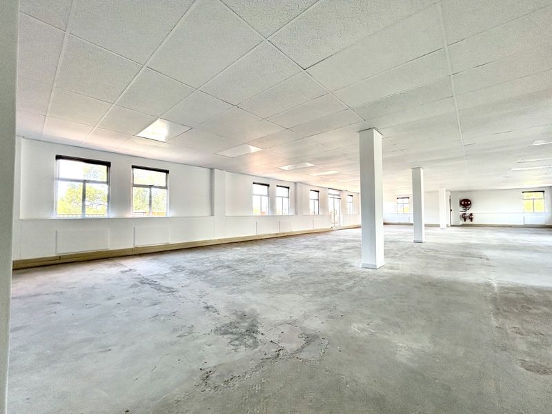 Office To Rent in Menlyn - Photo 5