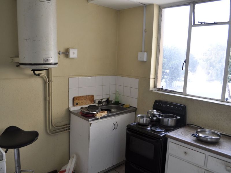 Apartment For Sale in Gqeberha Central - Photo 7