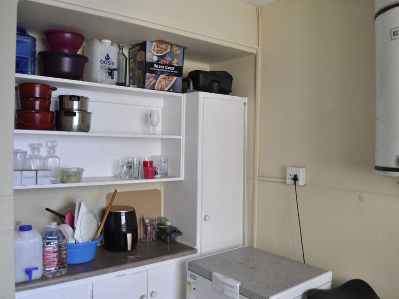 Apartment For Sale in Gqeberha Central - Photo 3