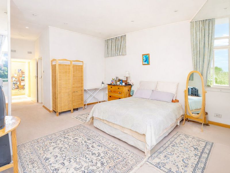 Apartment For Sale in Killarney - Photo 10