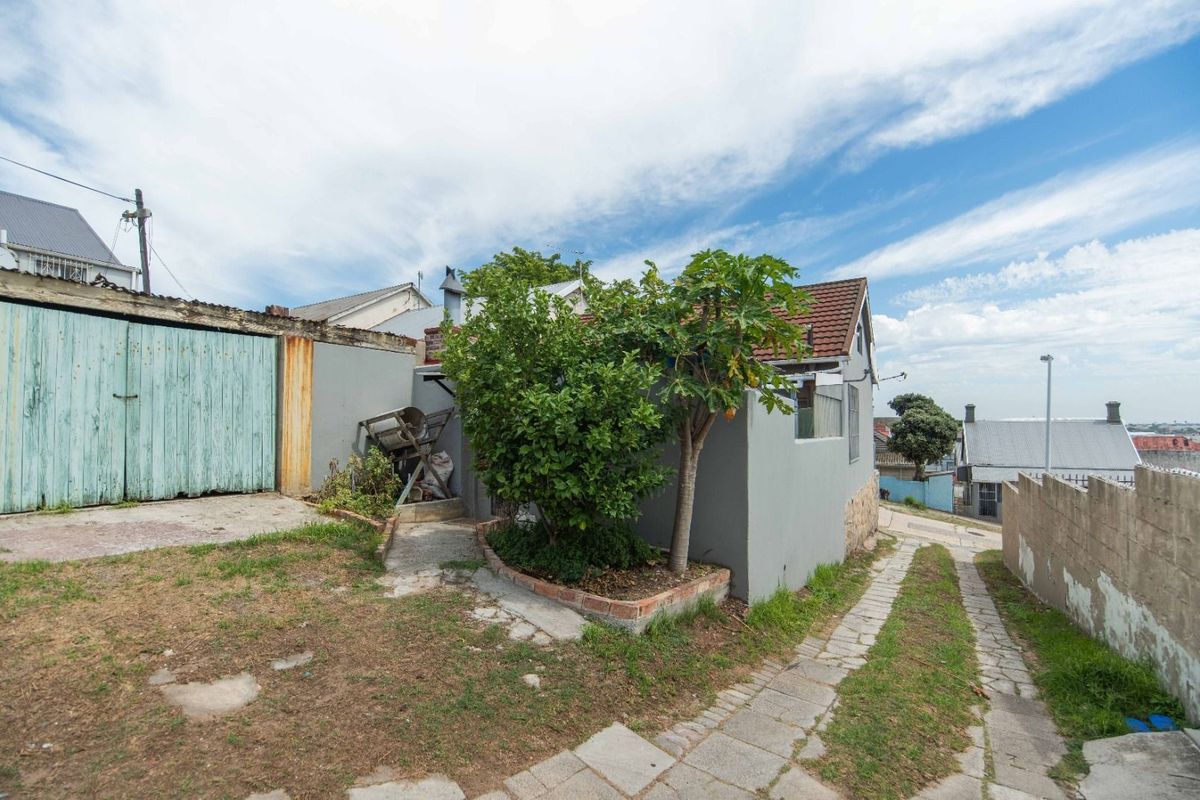 House For Sale in North End - Photo 4