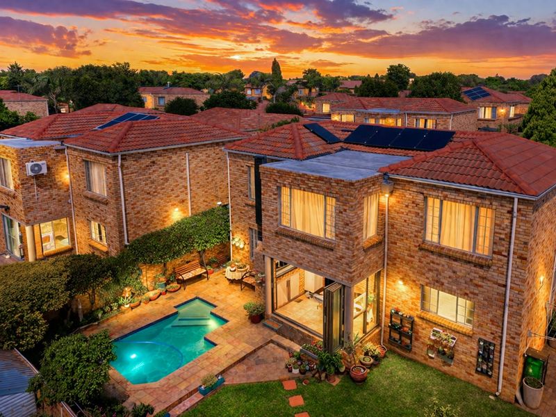 Townhouse For Sale in Honeydew Ridge - Photo 2