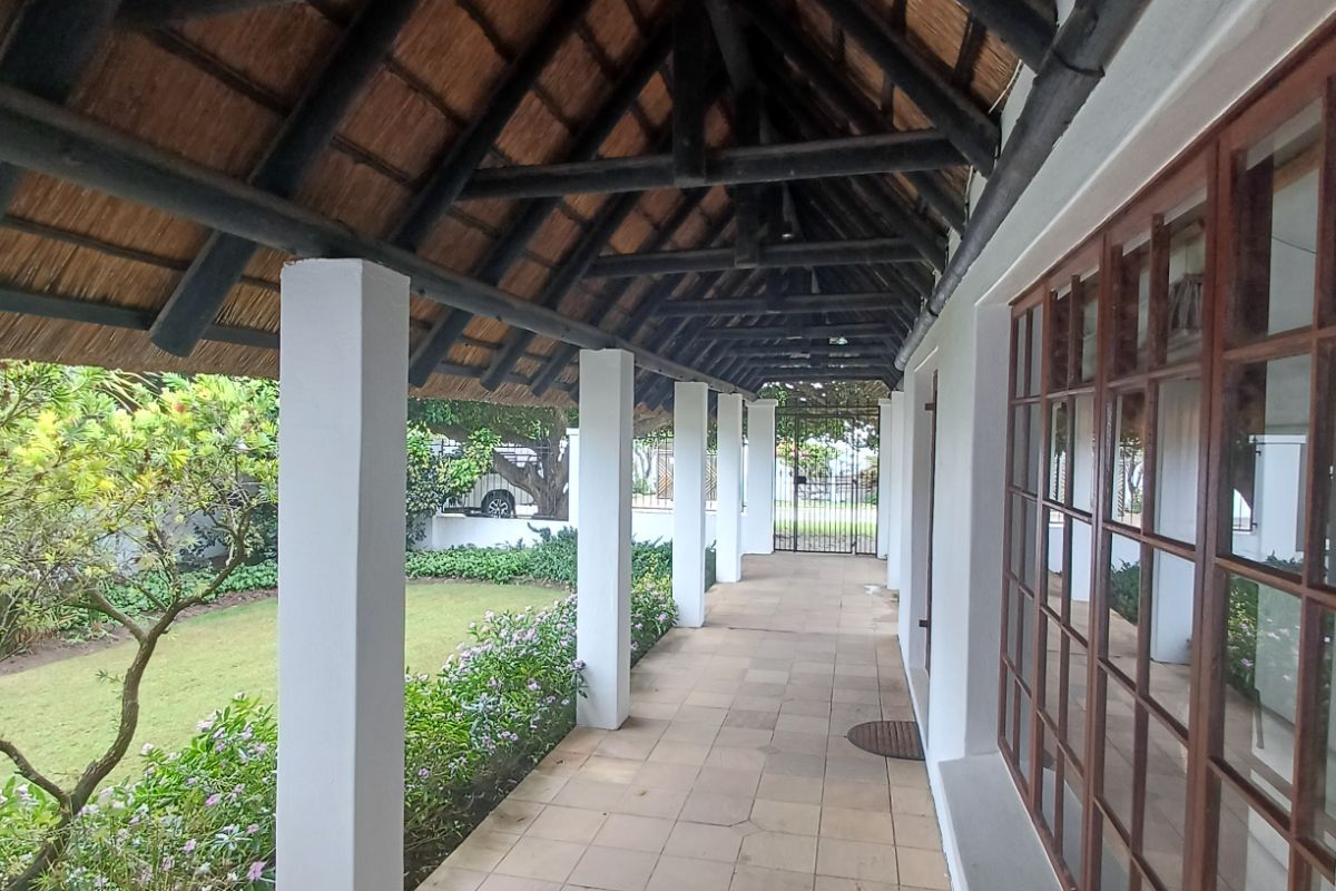 House For Sale in St Francis Bay Village - Photo 3