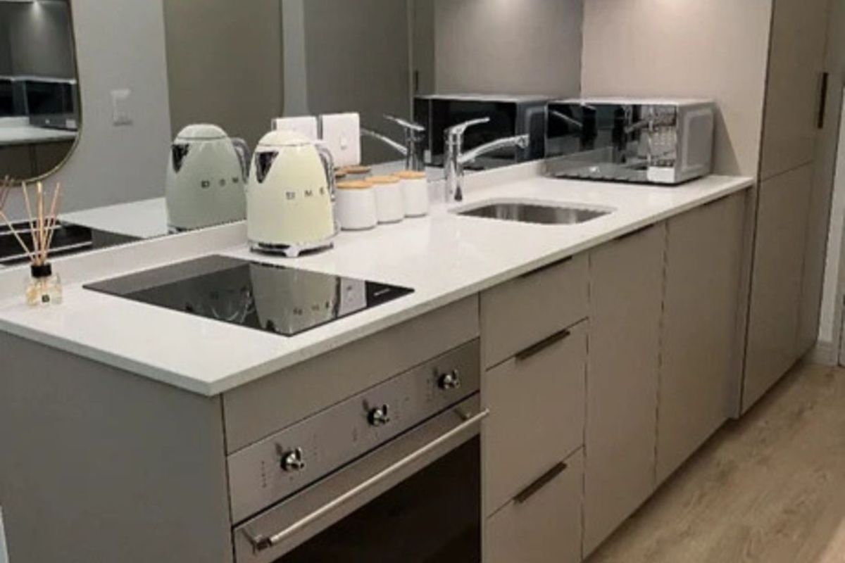 Apartment To Rent in Rosebank - Photo 3