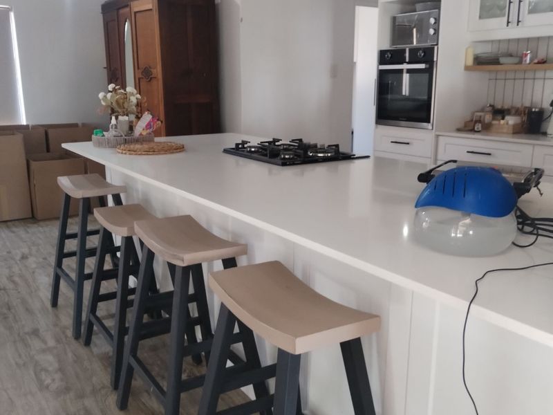 House To Rent in High Riding Country Estate - Photo 6