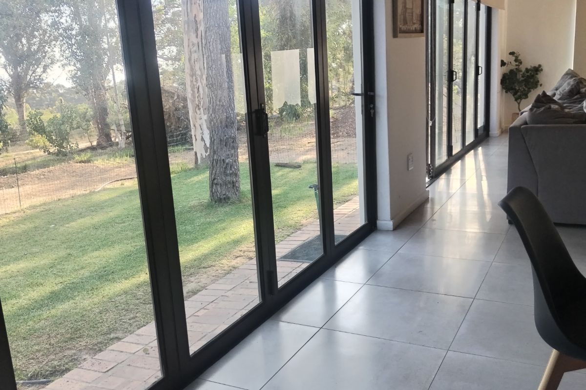 House To Rent in High Riding Country Estate - Photo 3