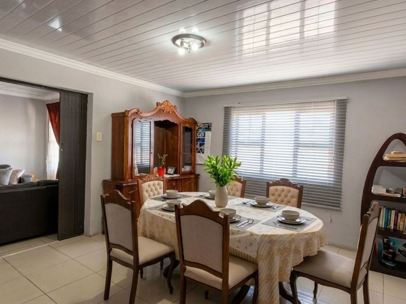 House For Sale in Flora Park - Photo 8