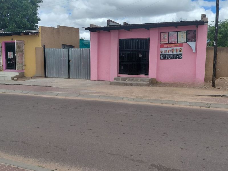 House For Sale in Seshego 9B - Photo 10