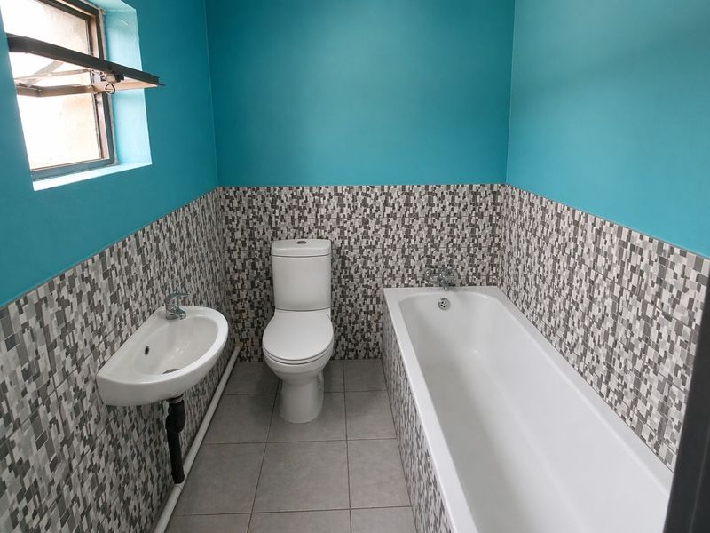 House For Sale in Seshego 9B - Photo 7