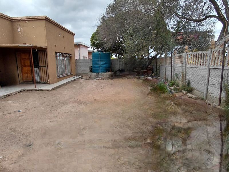 House For Sale in Seshego 9B - Photo 4