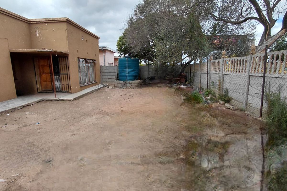 House For Sale in Seshego 9B - Photo 4