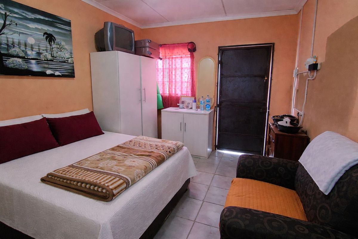 House For Sale in Seshego 9B - Photo 5