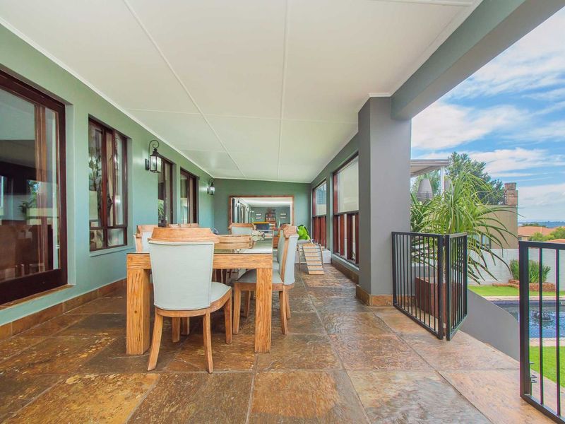 House For Sale in Featherbrooke Estate - Photo 6