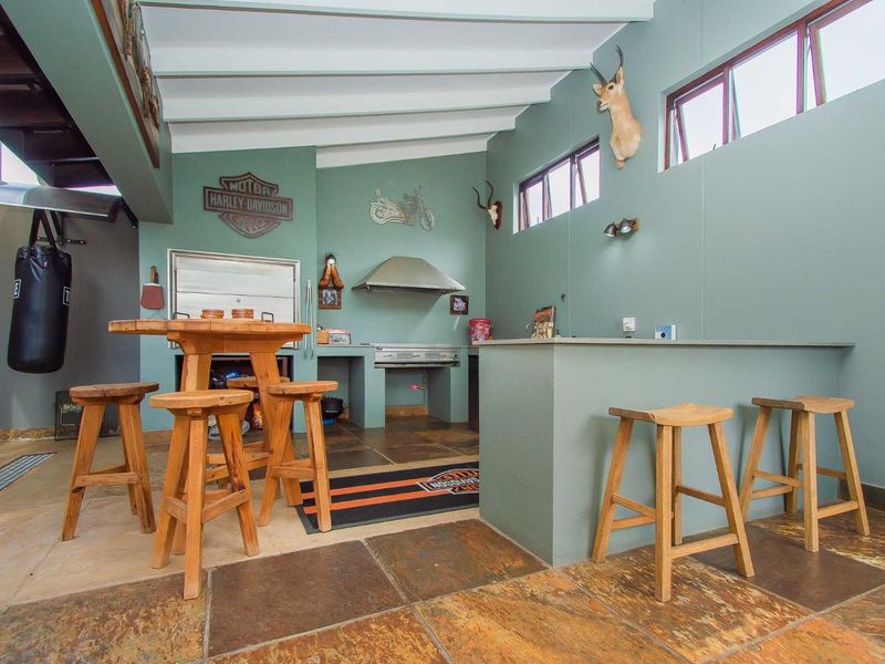 House For Sale in Featherbrooke Estate - Photo 9