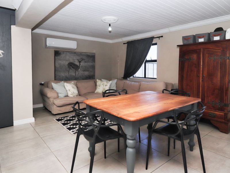 House For Sale in Mount Royal Golf Estate - Photo 10