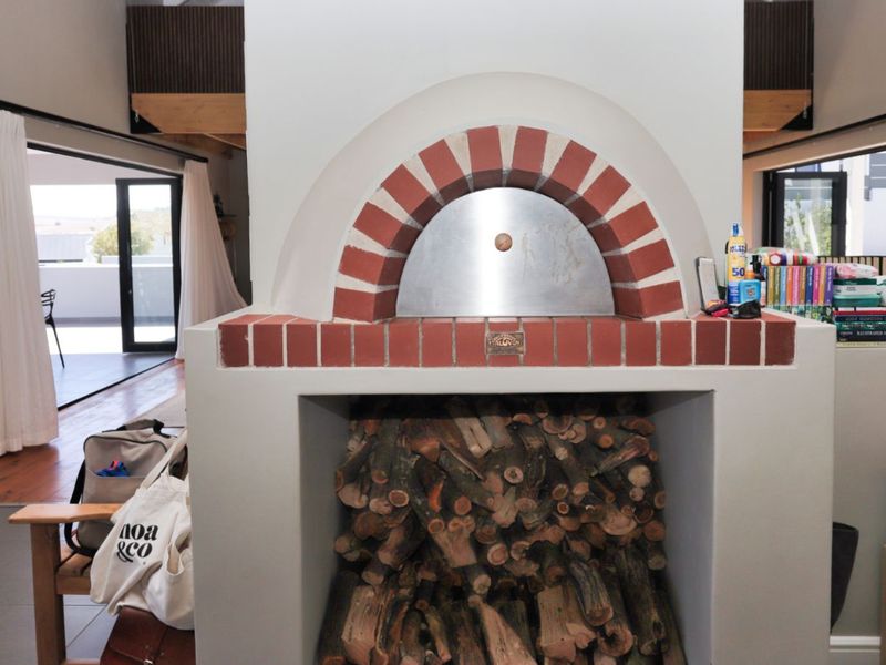 House For Sale in Mount Royal Golf Estate - Photo 7