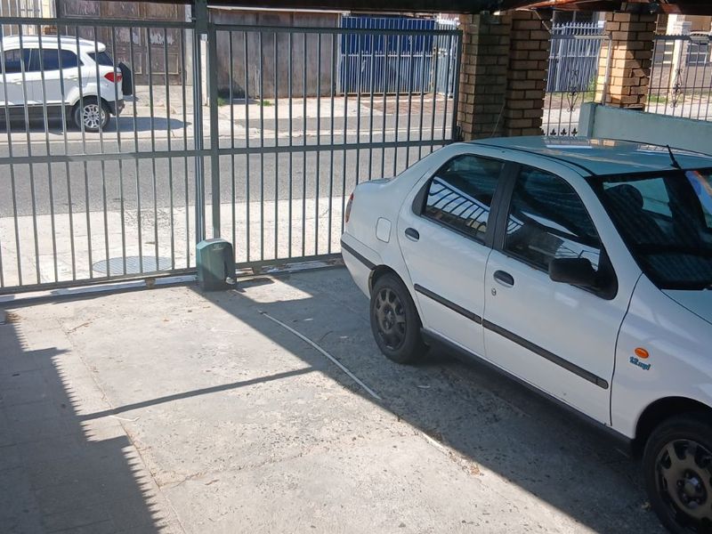 House For Sale in Westridge - Photo 5