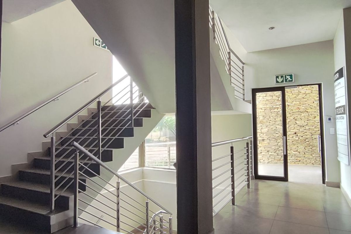 Office To Rent in Silver Lakes - Photo 3