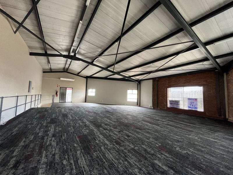 Industrial To Rent in Rooihuiskraal - Photo 5