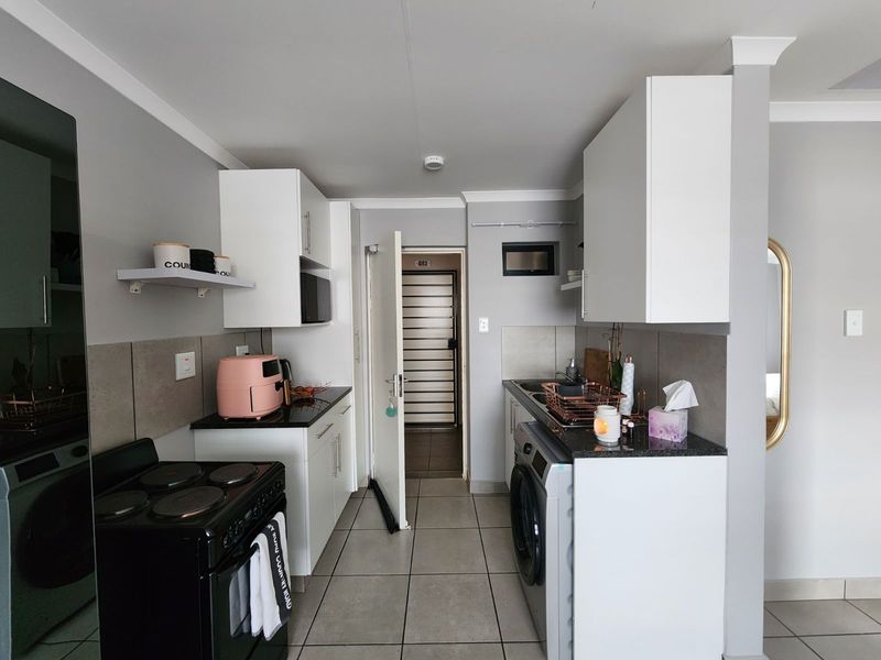 Apartment For Sale in Riverside View - Photo 6