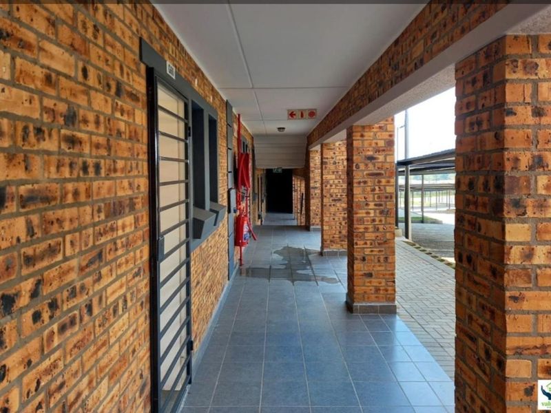 House For Sale in Riverside View - Photo 1