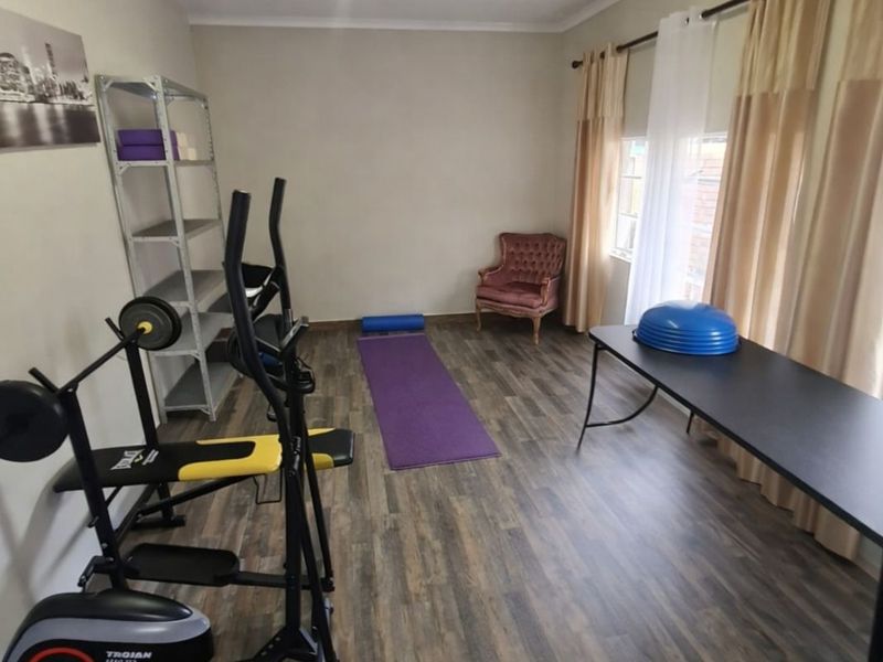 House For Sale in Impala Park - Photo 3