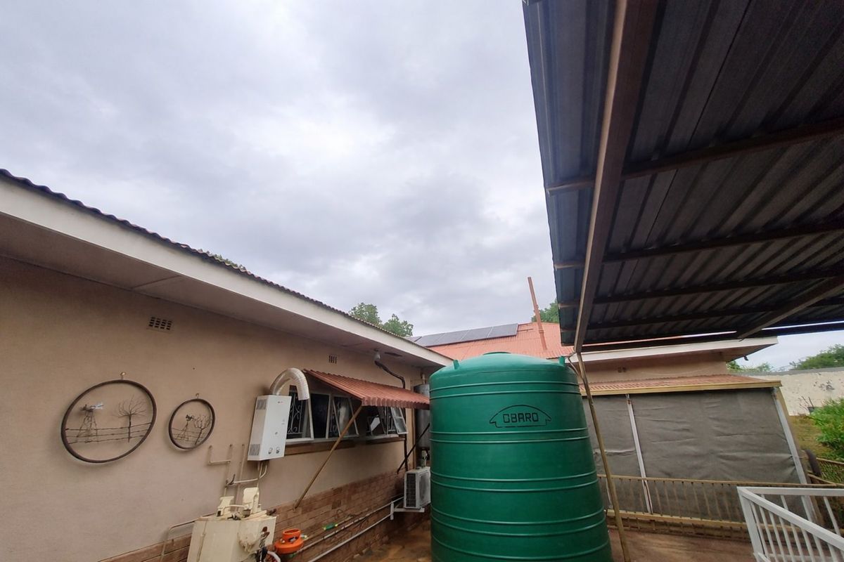 House For Sale in Impala Park - Photo 2