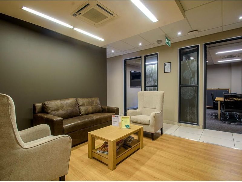 Office For Sale in Equestria - Photo 5