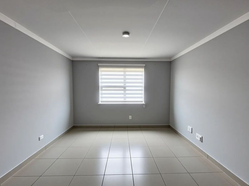 Apartment For Sale in Riverside View - Photo 5