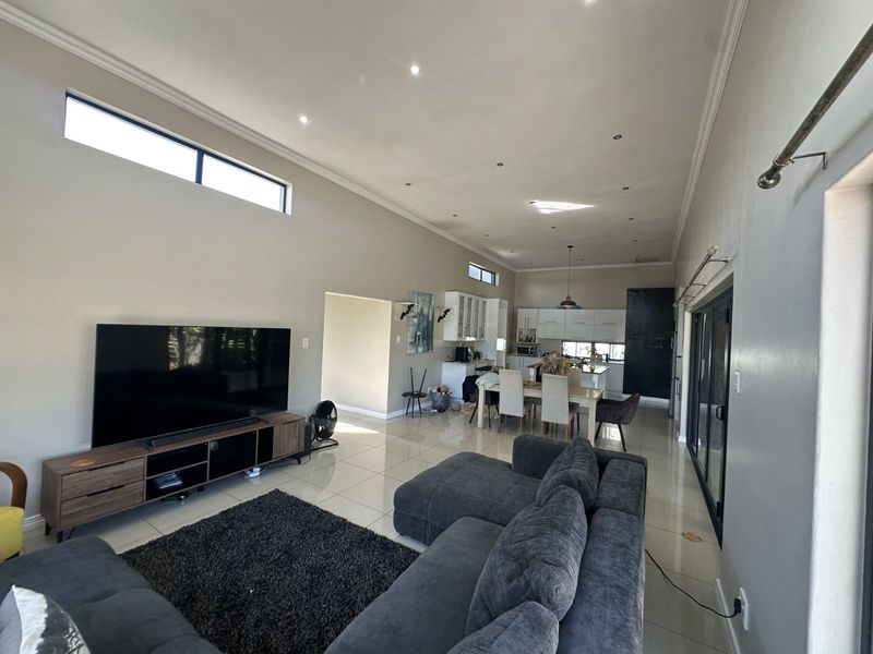 House For Sale in Copperleaf Estate - Photo 2