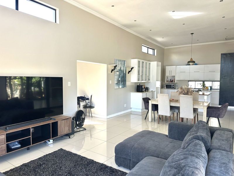 House For Sale in Copperleaf Estate - Photo 3