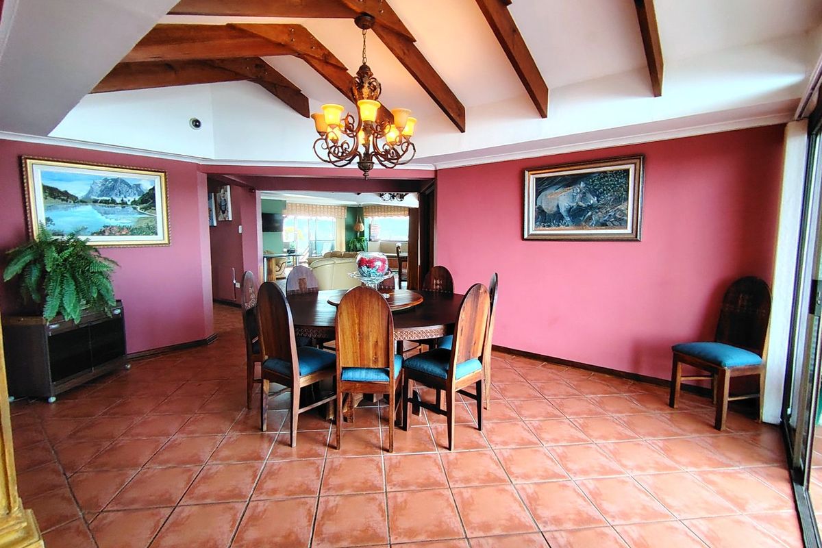 House For Sale in Bayview - Photo 5