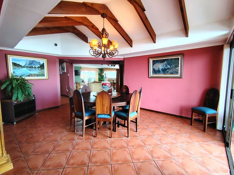 House For Sale in Bayview - Photo 6