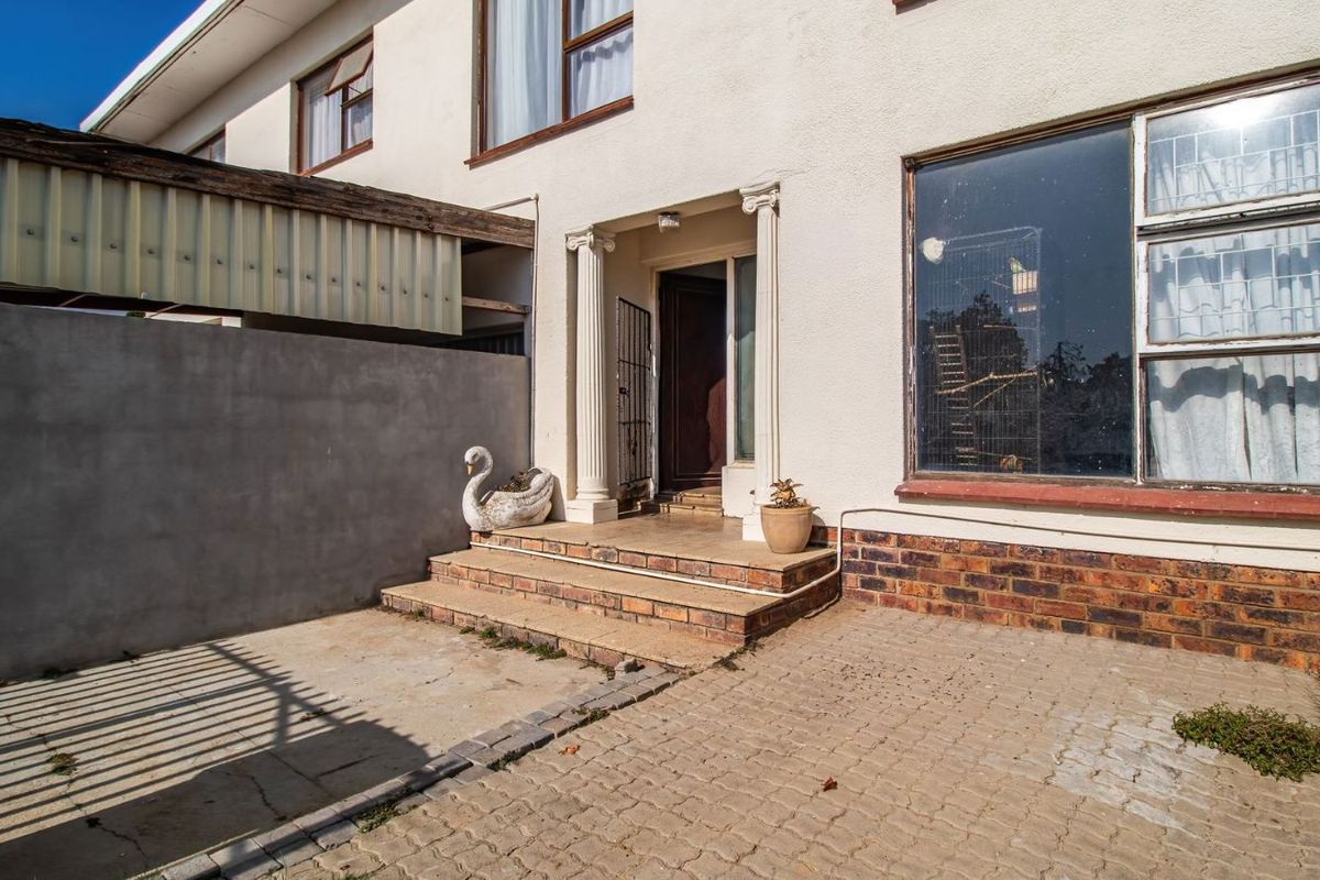 House For Sale in Goedehoop - Photo 2