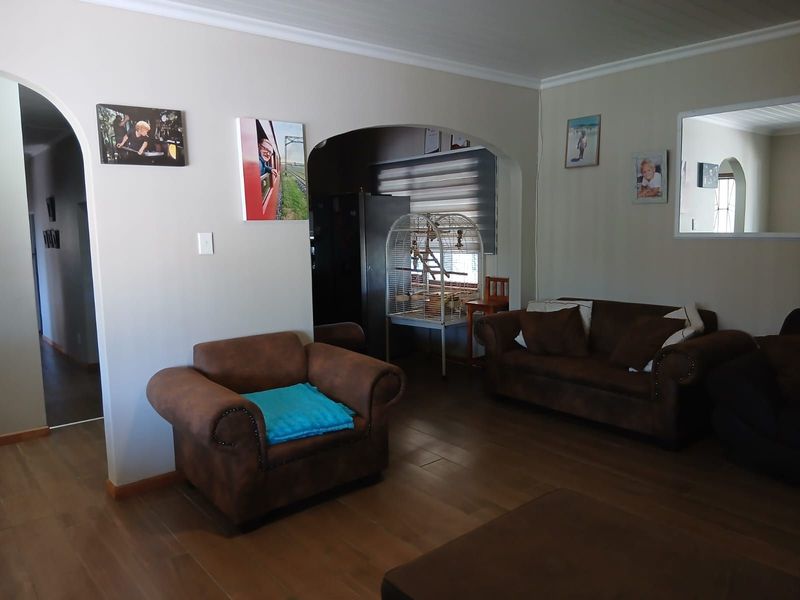 House To Rent in George South - Photo 3