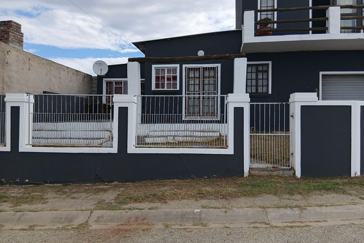 House For Sale in Booysen Park - Photo 2